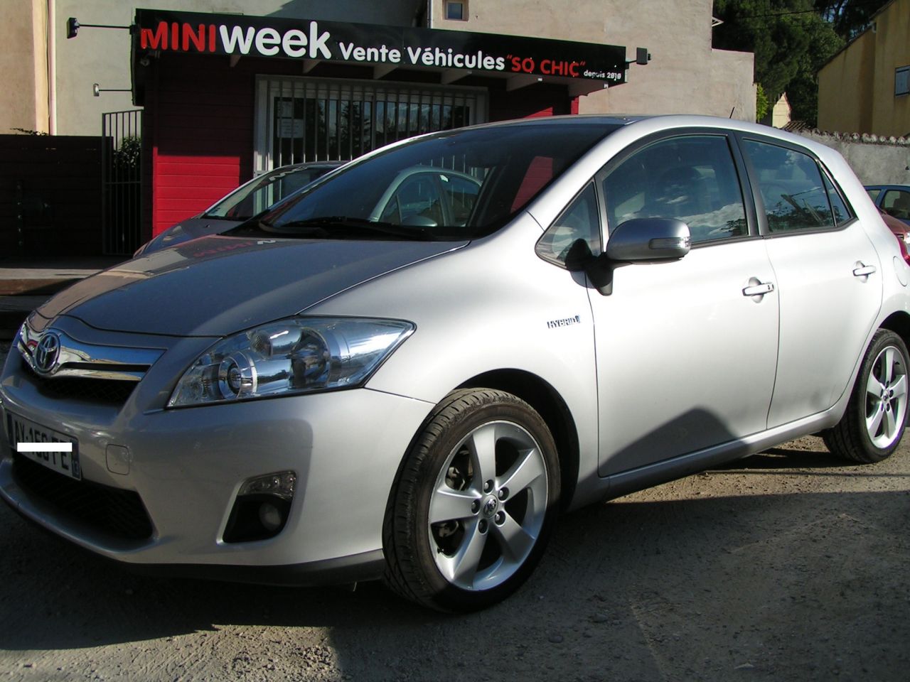 AURIS 1ere main histo entretien 121900 km GARANTIE 3 mois